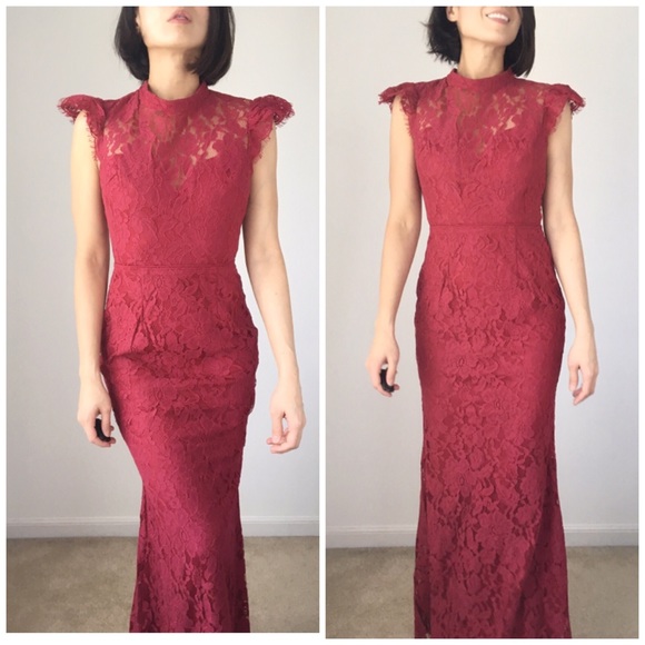 VALENTINE OPEN BACK LACE LONG DRESS - Picture 7 of 8